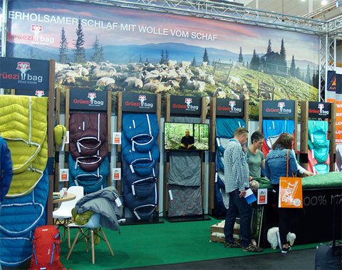 Grüezi bag Messestand auf der Outdoor Friedrichshafen 2018 vom Onlinemagazin Kletterarena entdeckt