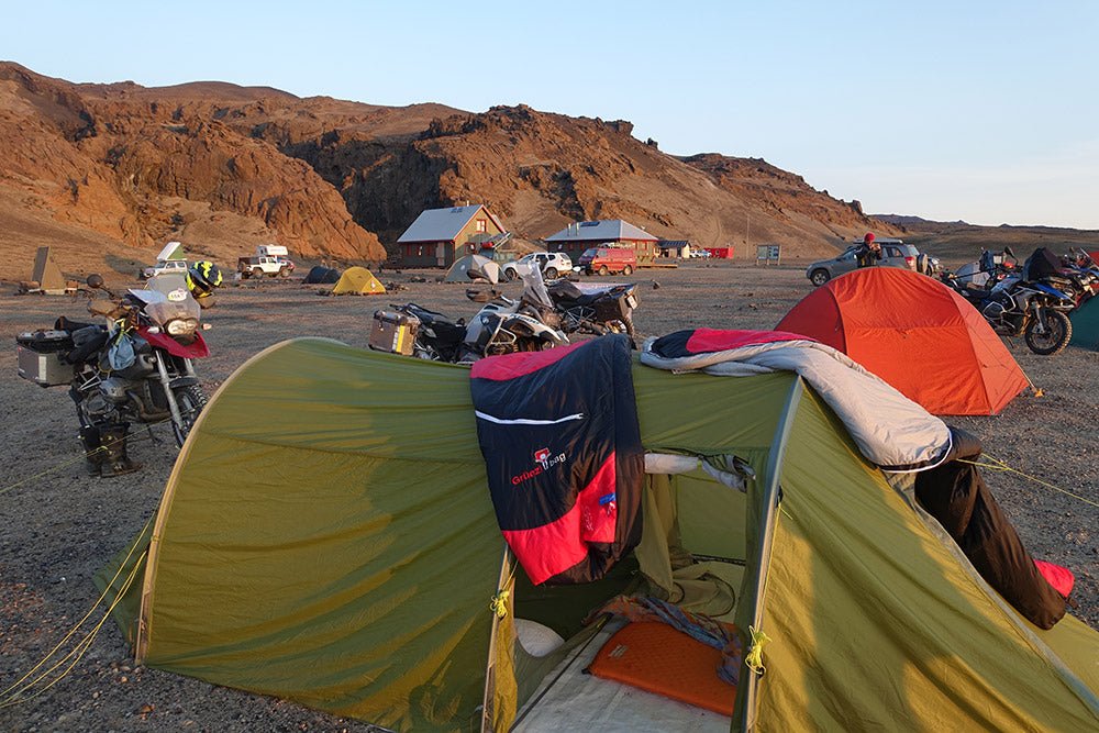 Clients avec sac de couchage Grüezi bag en Islande